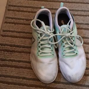 Women’s Reebok Grace size 10